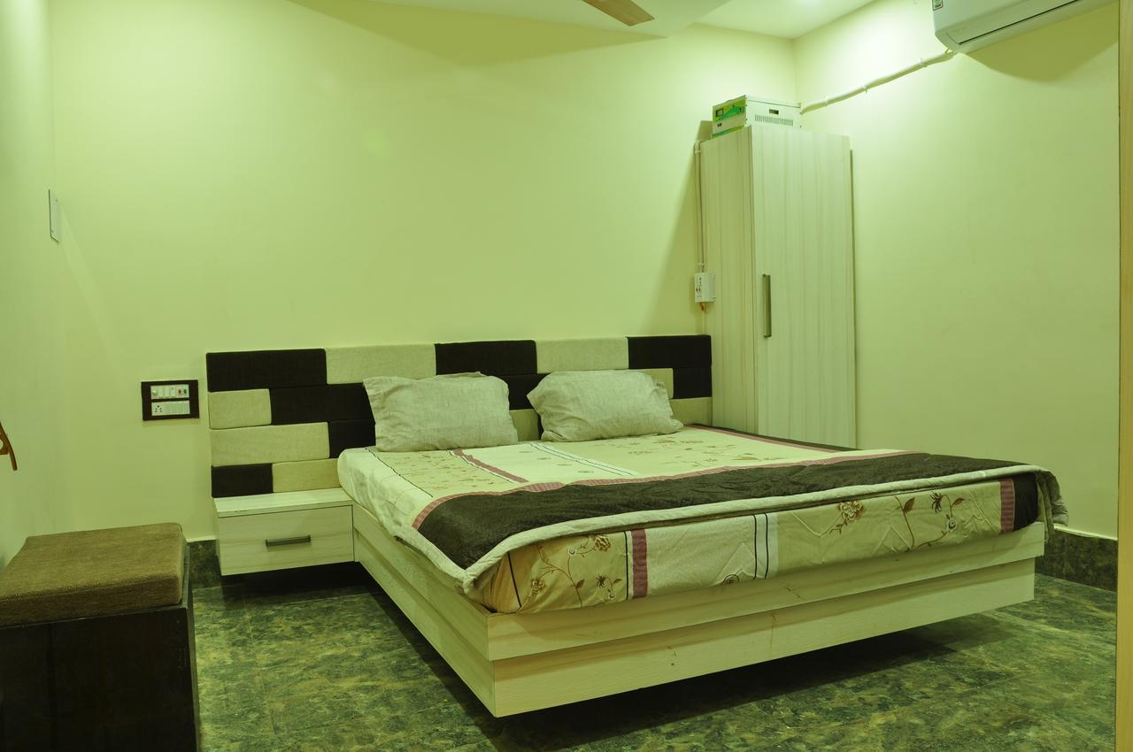 Hotel Golden Inn Balangir Extérieur photo